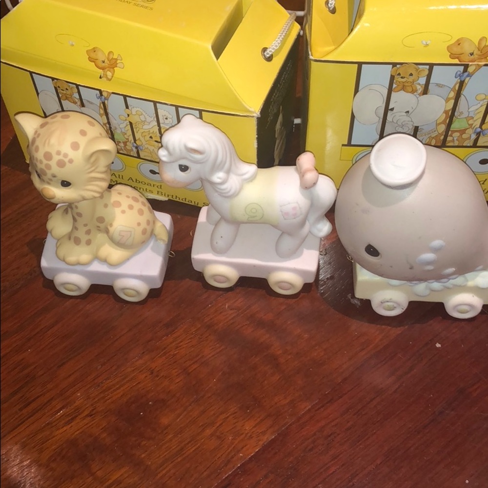 7,9,10 precious moment train